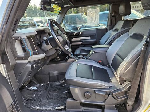 Used 2022 Ford Bronco Black Diamond image 10