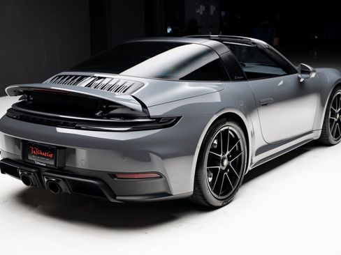 Used 2025 Porsche 911 Targa 4 GTS image 36