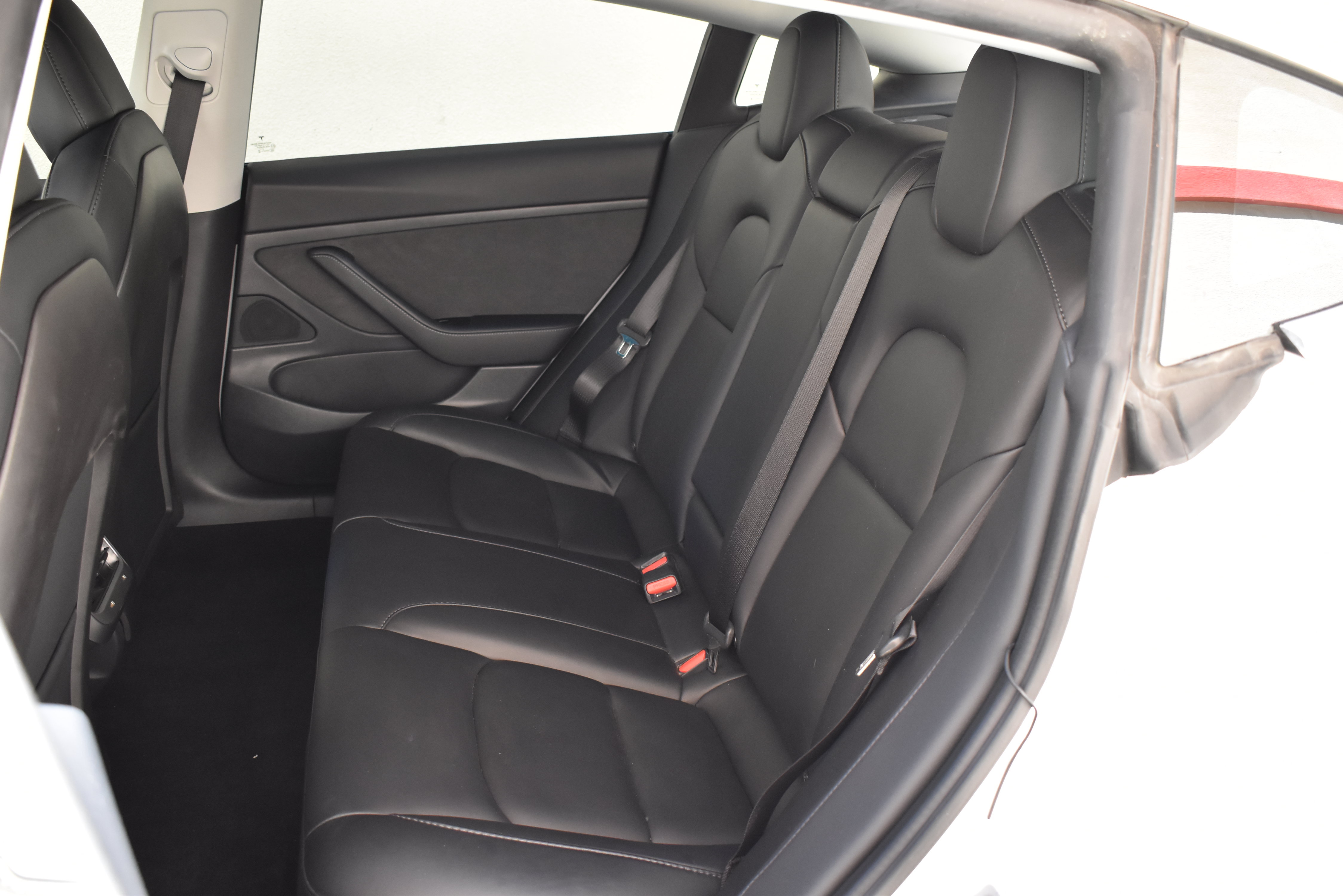Used 2020 Tesla Model 3 Standard Range RWD image 24