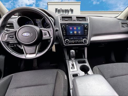 Used 2018 Subaru Outback 2.5i Premium image 15