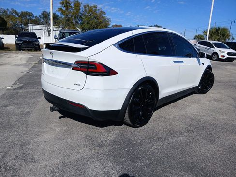 Used 2017 Tesla Model X 75D image 8