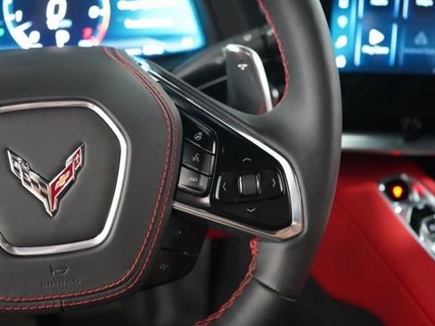 Used 2024 Chevrolet Corvette Stingray Premium Cpe w/ Z51 Performance Package RWD image 19