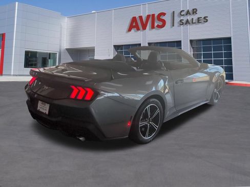 Used 2025 Ford Mustang Premium RWD image 6