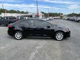 Used 2024 Toyota Corolla LE image 2