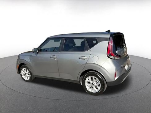 Used 2025 Kia Soul LX w/ Option Group 015 image 8