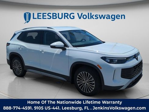 New 2026 Volkswagen Tiguan S FWD image 1