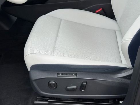 Used 2023 Volkswagen ID.4 Pro S AWD/4WD image 20