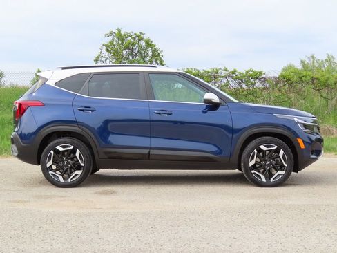 Certified 2024 Kia Seltos SX AWD/4WD image 2