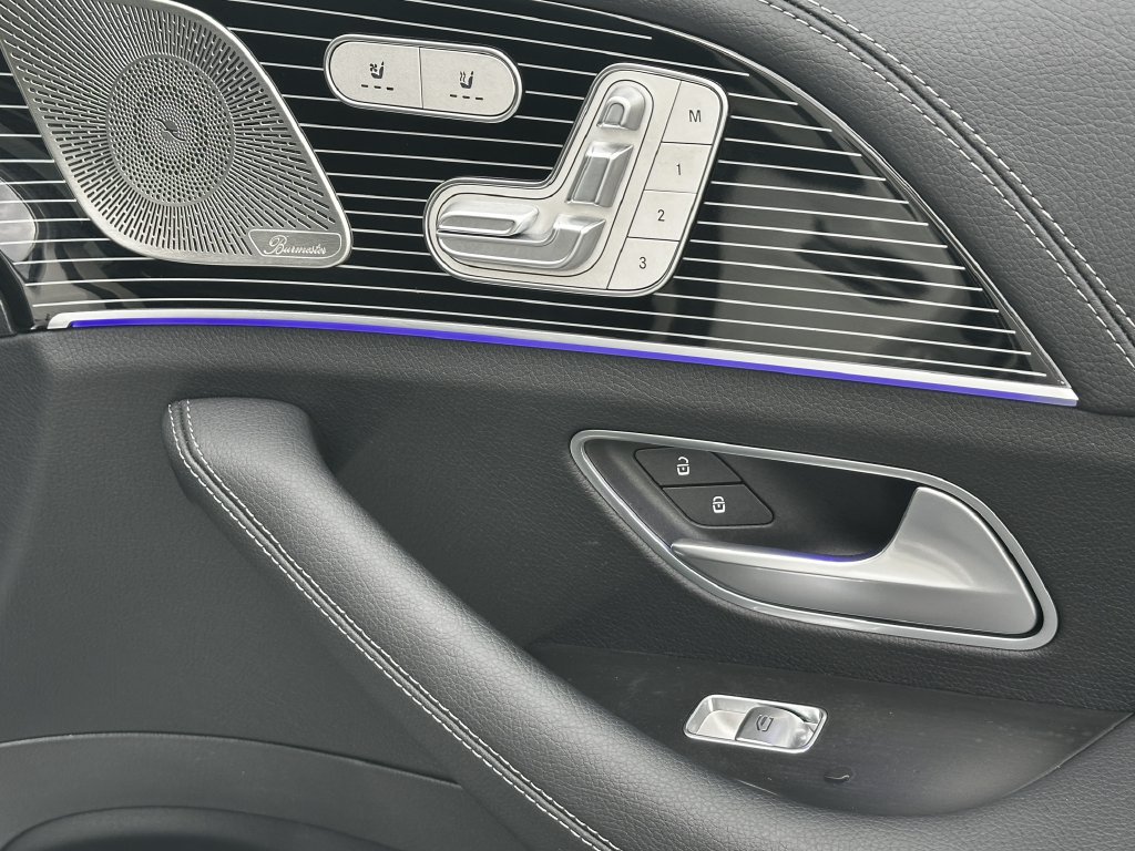 Certified 2024 Mercedes-Benz GLS 580 4MATIC w/ Warmth & Comfort Package image 16