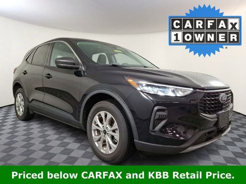 Used 2023 Ford Escape Active AWD/4WD image 1