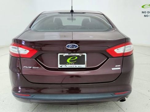 Used 2013 Ford Fusion SE FWD image 5