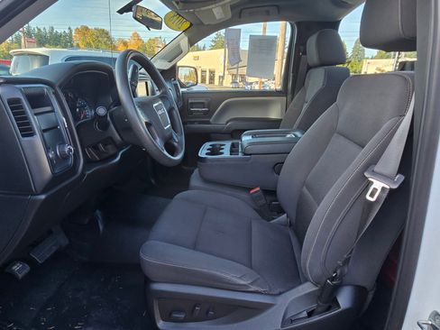 Used 2018 GMC Sierra 1500 2WD Regular Cab image 19