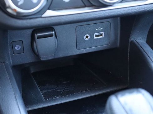 Used 2024 Nissan Versa SV FWD image 23