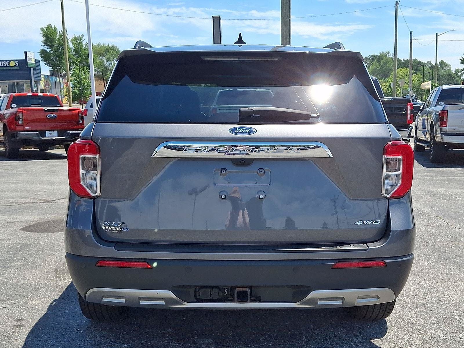 Certified 2023 Ford Explorer XLT w/ Equipment Group 202A AWD/4WD image 6