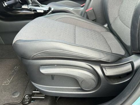 Used 2024 Kia Seltos S FWD image 18