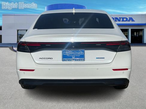 Certified 2024 Honda Accord EX-L image 8