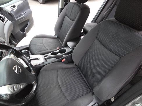 Used 2013 Nissan Sentra SR w/ Driver Pkg image 26