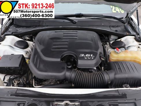 Used 2012 Chrysler 300 Limited RWD image 20