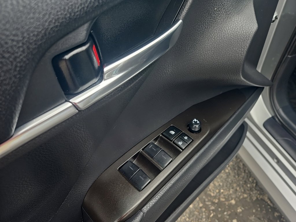Used 2024 Toyota Camry LE FWD image 12