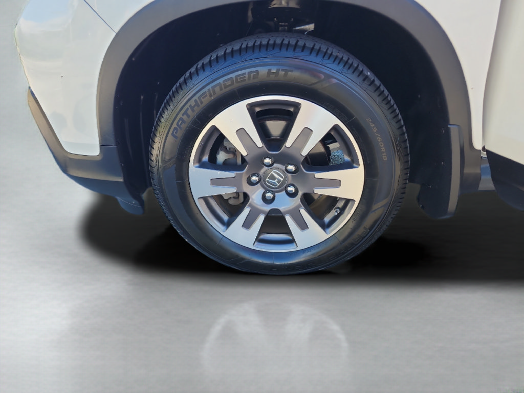 Certified 2019 Honda Ridgeline RTL-T image 35