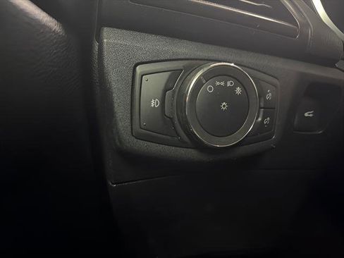 Used 2020 Ford Fusion Titanium image 23