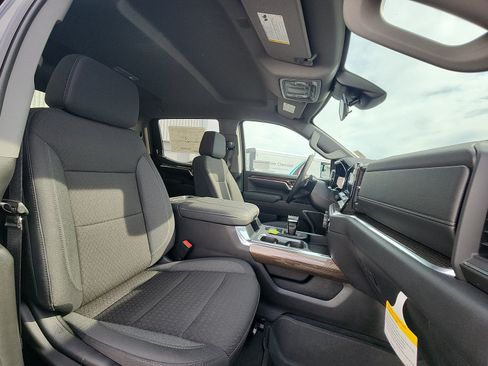 New 2026 Chevrolet Silverado 1500 RST w/ Z71 Off-Road Package AWD/4WD image 23