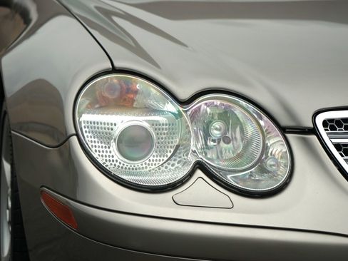 Used 2005 Mercedes-Benz SL 500 image 10