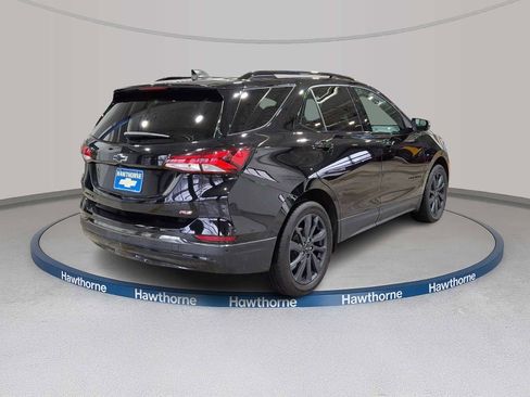 Used 2022 Chevrolet Equinox RS w/ RS Leather Package image 6