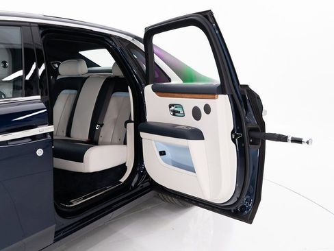 Certified 2022 Rolls-Royce Ghost image 29