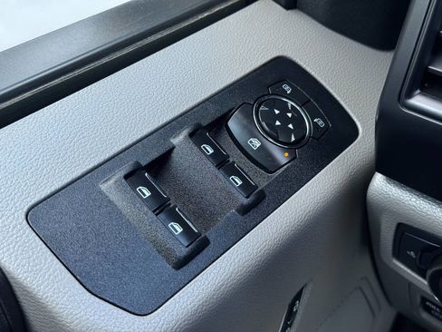Used 2018 Ford F150 XL w/ Equipment Group 101A Mid RWD image 24