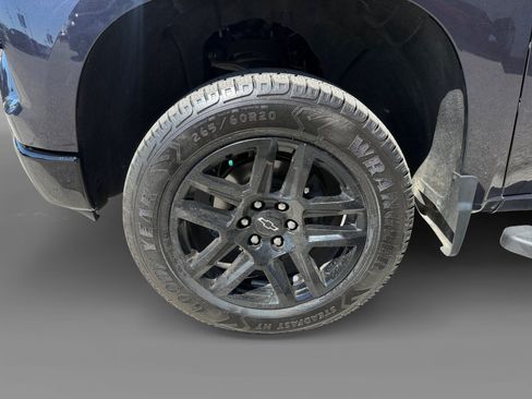Used 2022 Chevrolet Silverado 1500 LT Trail Boss w/ Protection Package AWD/4WD image 9