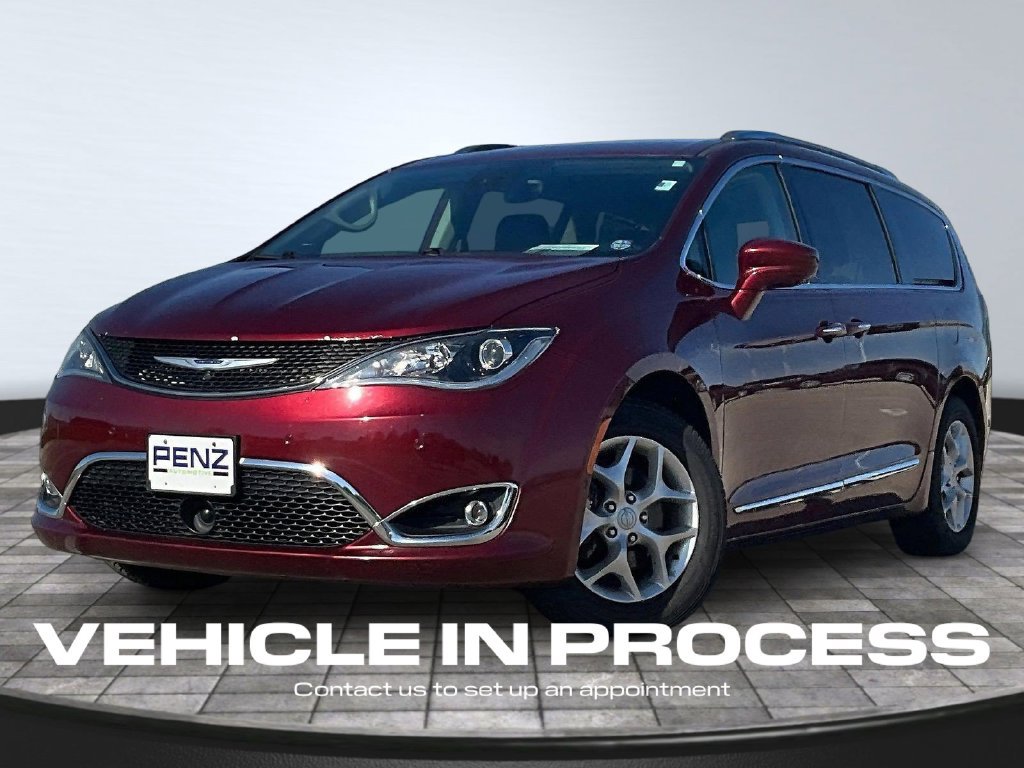 Used 2019 Chrysler Pacifica Touring-L Plus w/ Advanced Safetytec Group FWD image 1