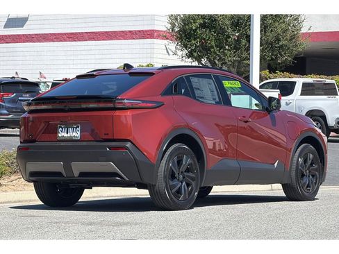 New 2026 Toyota C-HR AWD/4WD image 4