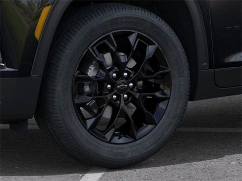 New 2026 Chevrolet Traverse LT image 9