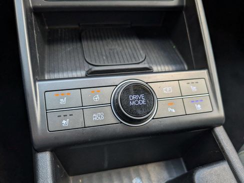 Used 2024 Hyundai Kona Limited image 14