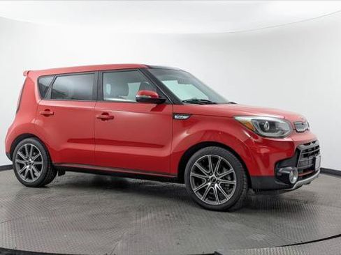 Used 2018 Kia Soul ! w/ Tech Package FWD image 11