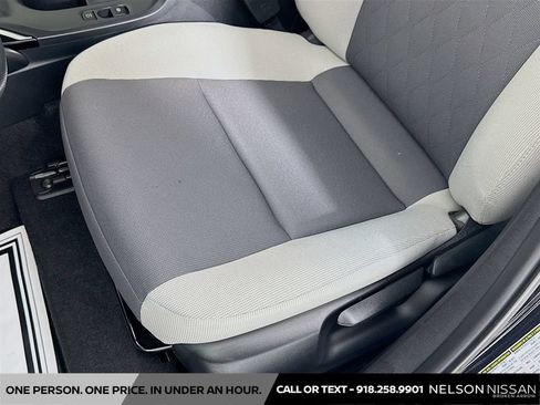 Used 2024 Toyota Corolla LE FWD image 18