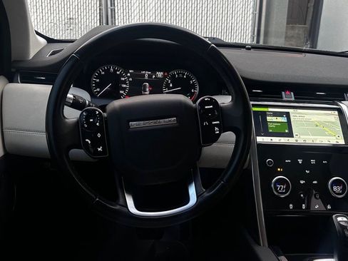 Used 2020 Land Rover Discovery Sport S image 10