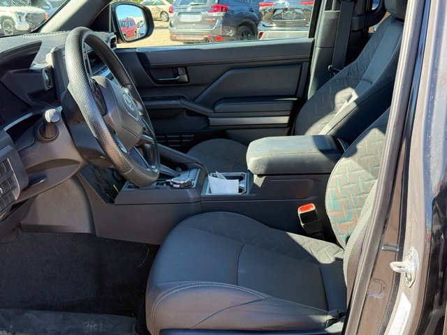 Used 2025 Toyota Tacoma SR5 AWD/4WD image 14