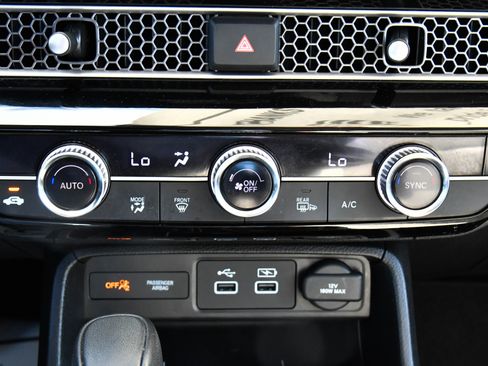 Used 2024 Honda Civic Touring image 26