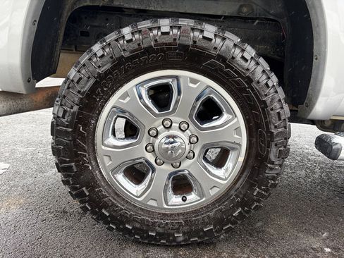 Used 2016 RAM 2500 Laramie w/ Protection Group image 19