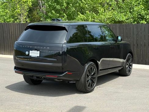 Certified 2025 Land Rover Range Rover SE AWD/4WD image 5