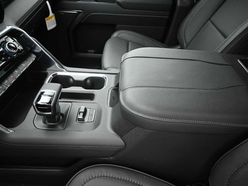 New 2026 GMC Sierra 1500 Denali w/ Denali Reserve Package image 14