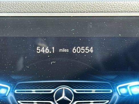 Used 2022 Mercedes-Benz GLE 350 4MATIC w/ AMG Line Exterior image 29