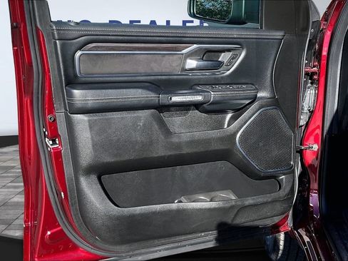 Used 2025 RAM 1500 Laramie AWD/4WD image 21