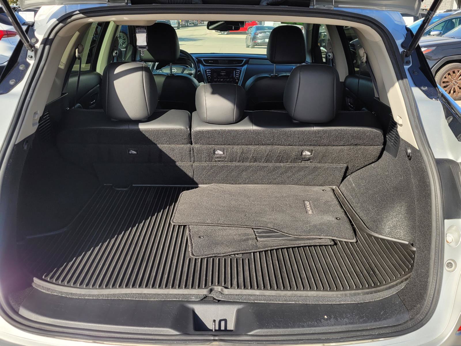 Used 2023 Nissan Murano SV w/ Cargo Package FWD image 19