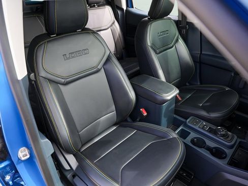 Used 2025 Ford Maverick Lobo image 33