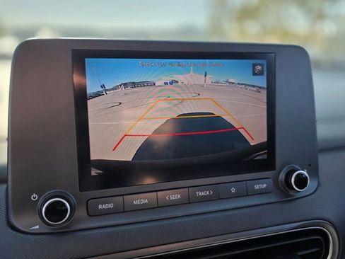 Used 2023 Hyundai Kona SE w/ Cargo Package image 27