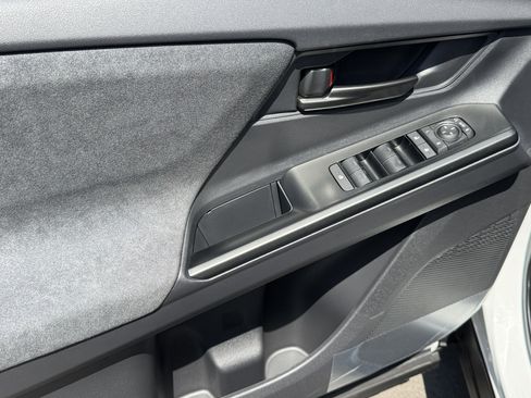 New 2026 Toyota C-HR AWD/4WD image 18