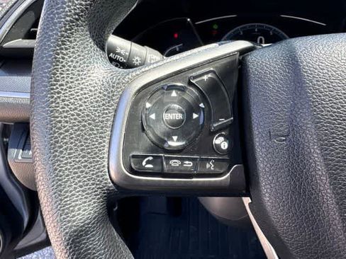 Used 2019 Honda Civic EX image 10